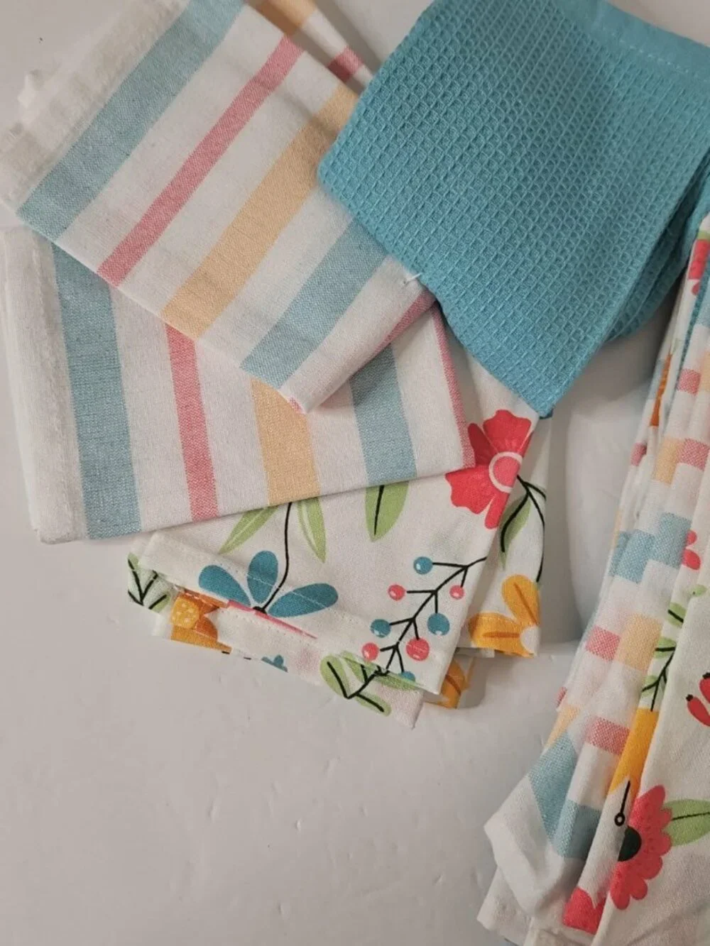 New 12-Piece Kitchen Towel Set, Pastel Floral Waffle Weave Cotton